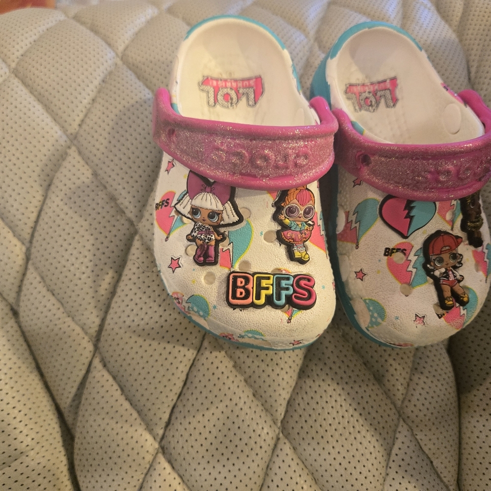 CROCS Kids BFFs Slippers - Pink and White